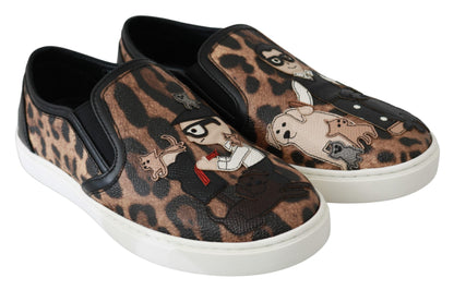 Chique luipaardprint loafers voor elegant comfort