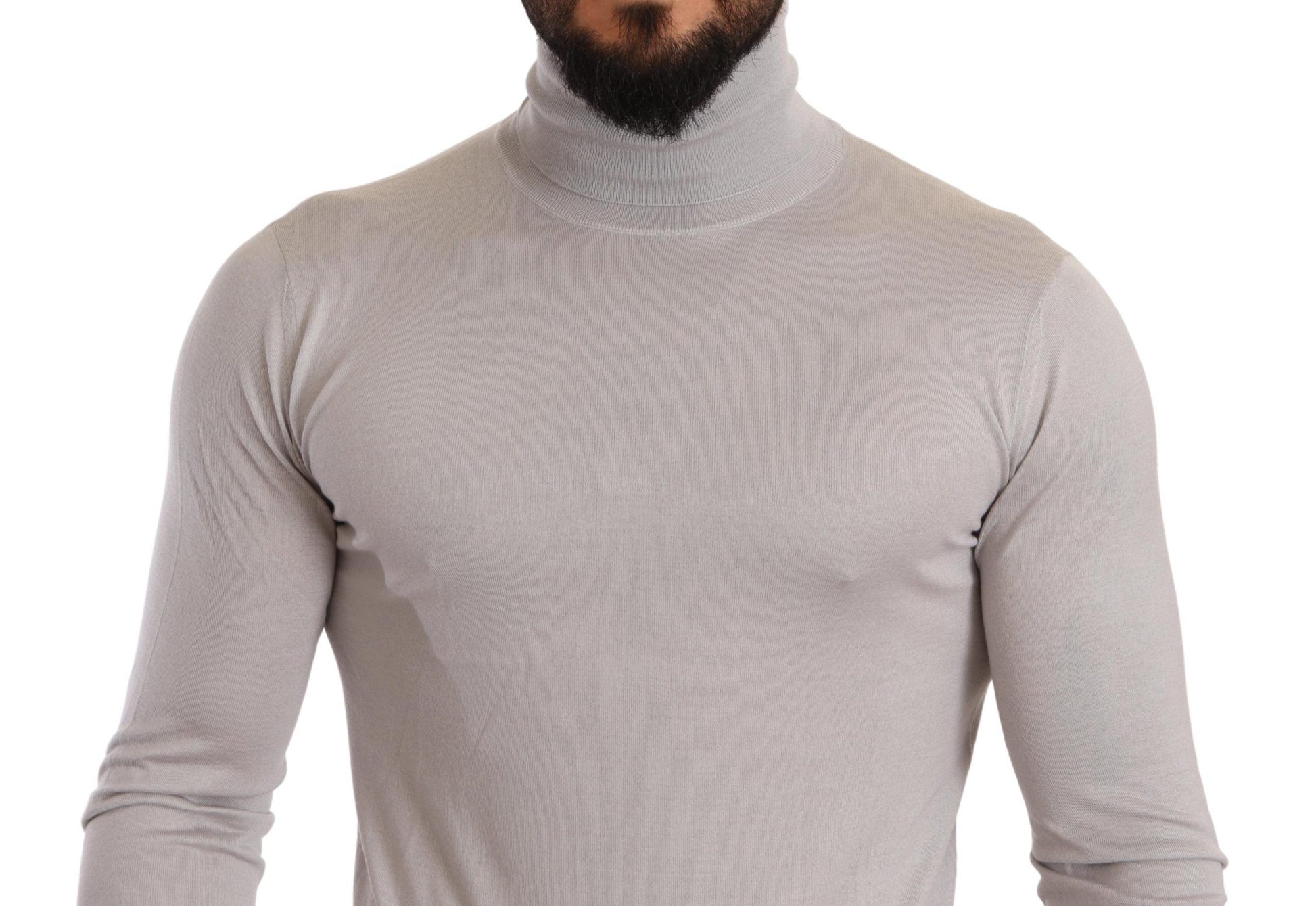 Elegant Cashmere-Silk Blend Turtleneck