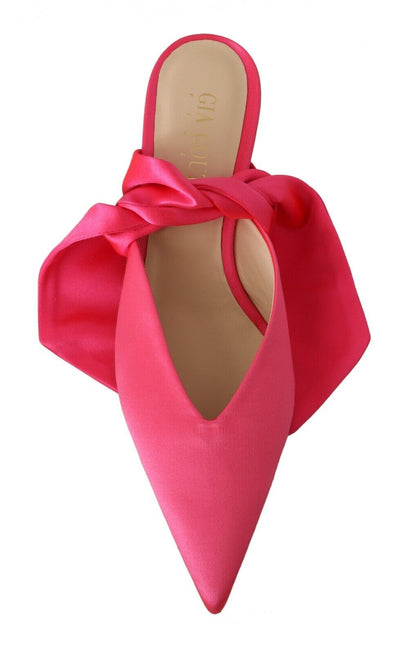 Chique roze kitten heels voor elegante avonden