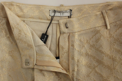 Exclusieve beige brokaat shorts boven de knie