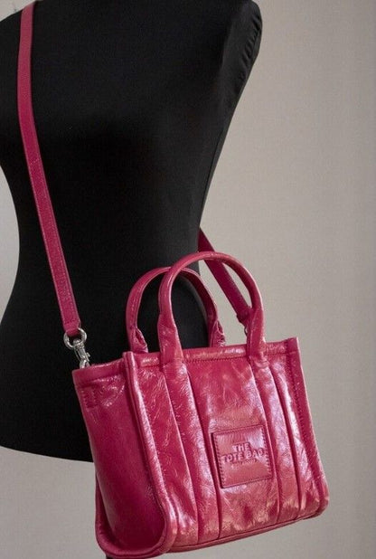 De Shiny Crinkle Mini Tote Magenta leren crossbody handtas portemonnee