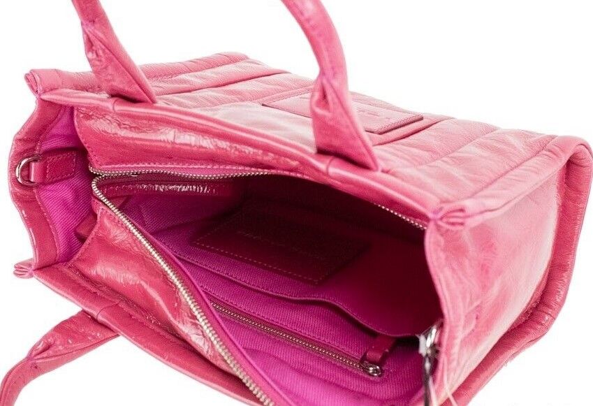 De Shiny Crinkle Mini Tote Magenta leren crossbody handtas portemonnee