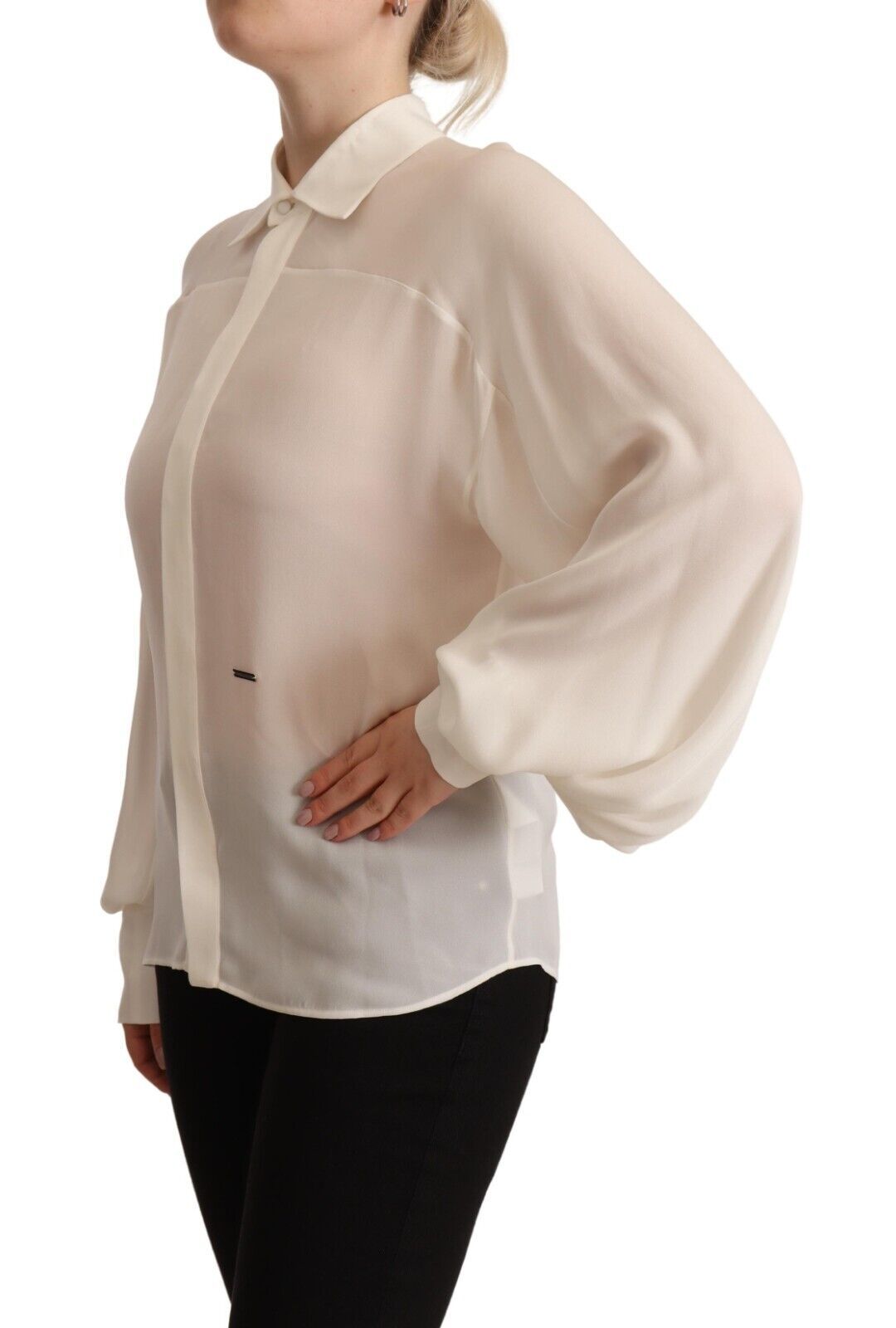 Elegante off-white zijden blouse met lange mouwen