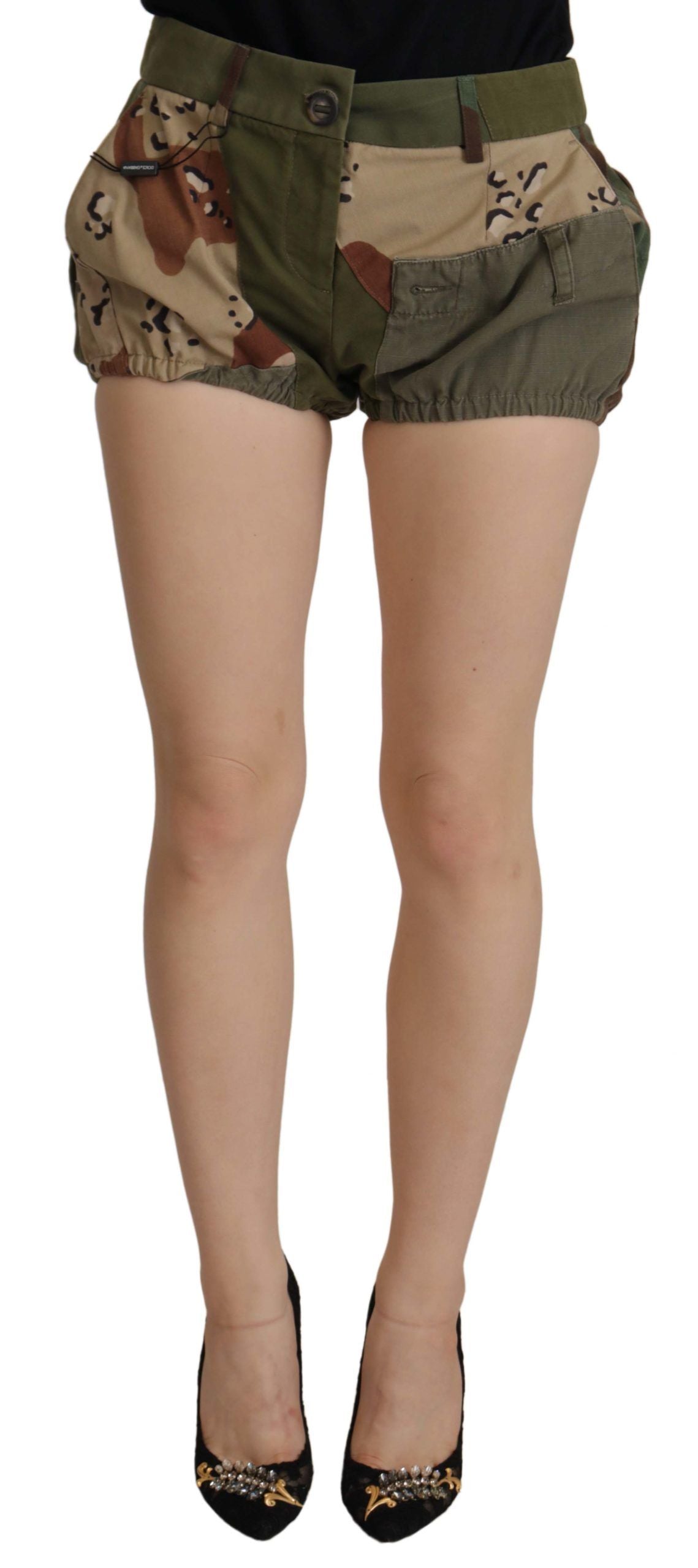 Legergroene hotpants met hoge taille