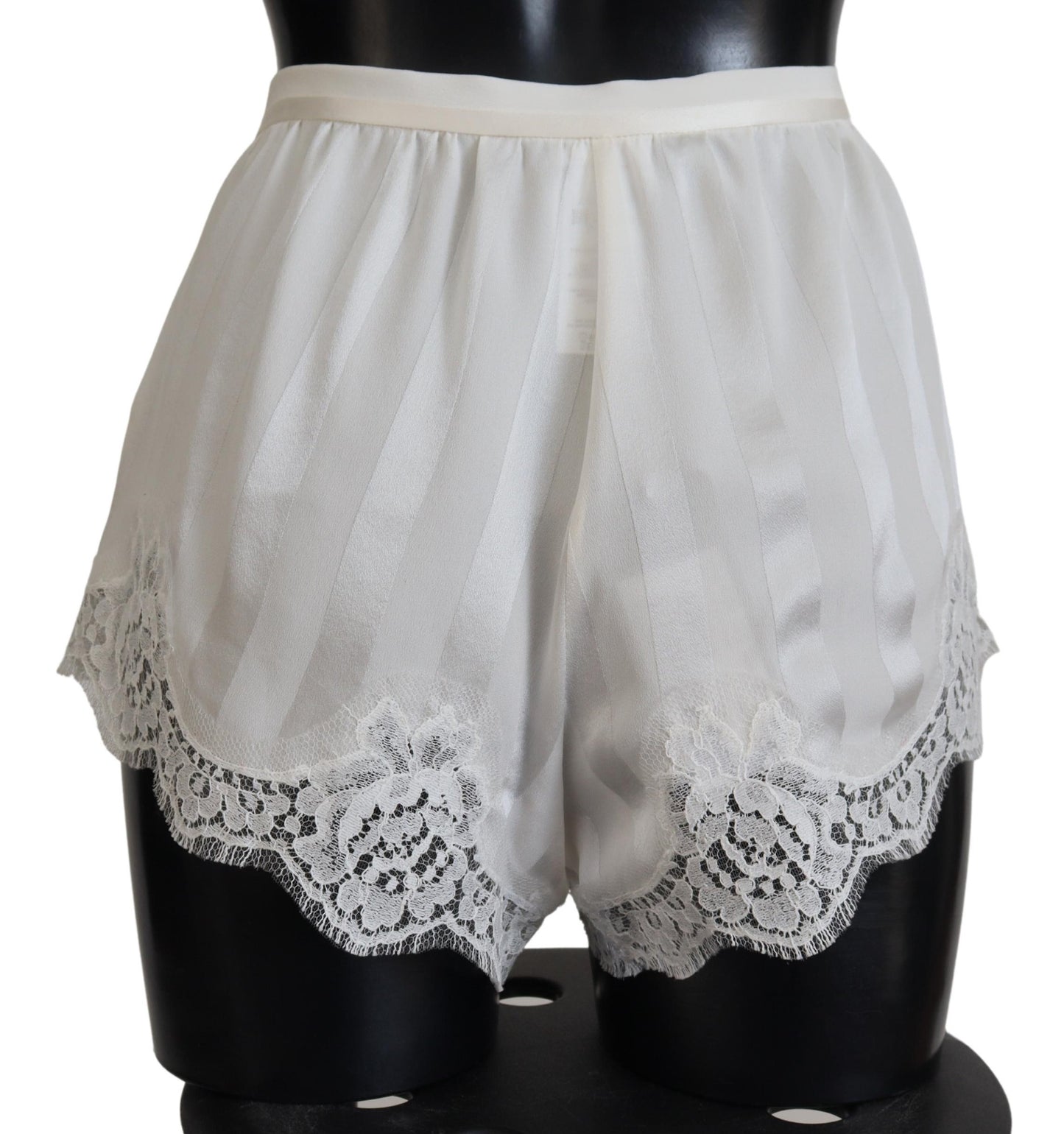 Elegante witte kanten lingerie shorts