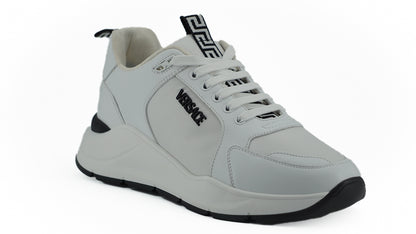 Strakke witte kalfsleren sneakers