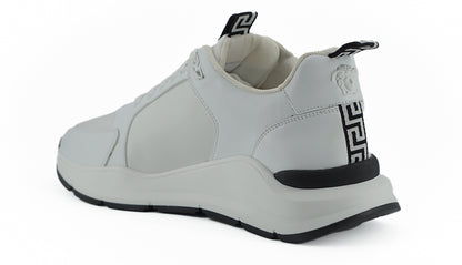 Strakke witte kalfsleren sneakers