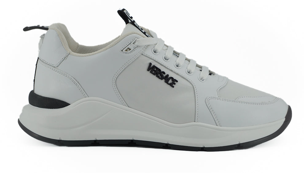 Strakke witte kalfsleren sneakers