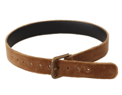 Elegante leren riem met gegraveerde gesp