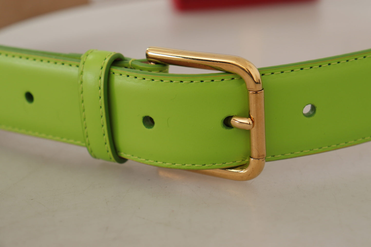 Elegante leren riem met mini-tasaccessoire