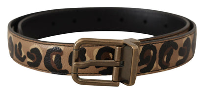 Chique leren riem met gegraveerd logo