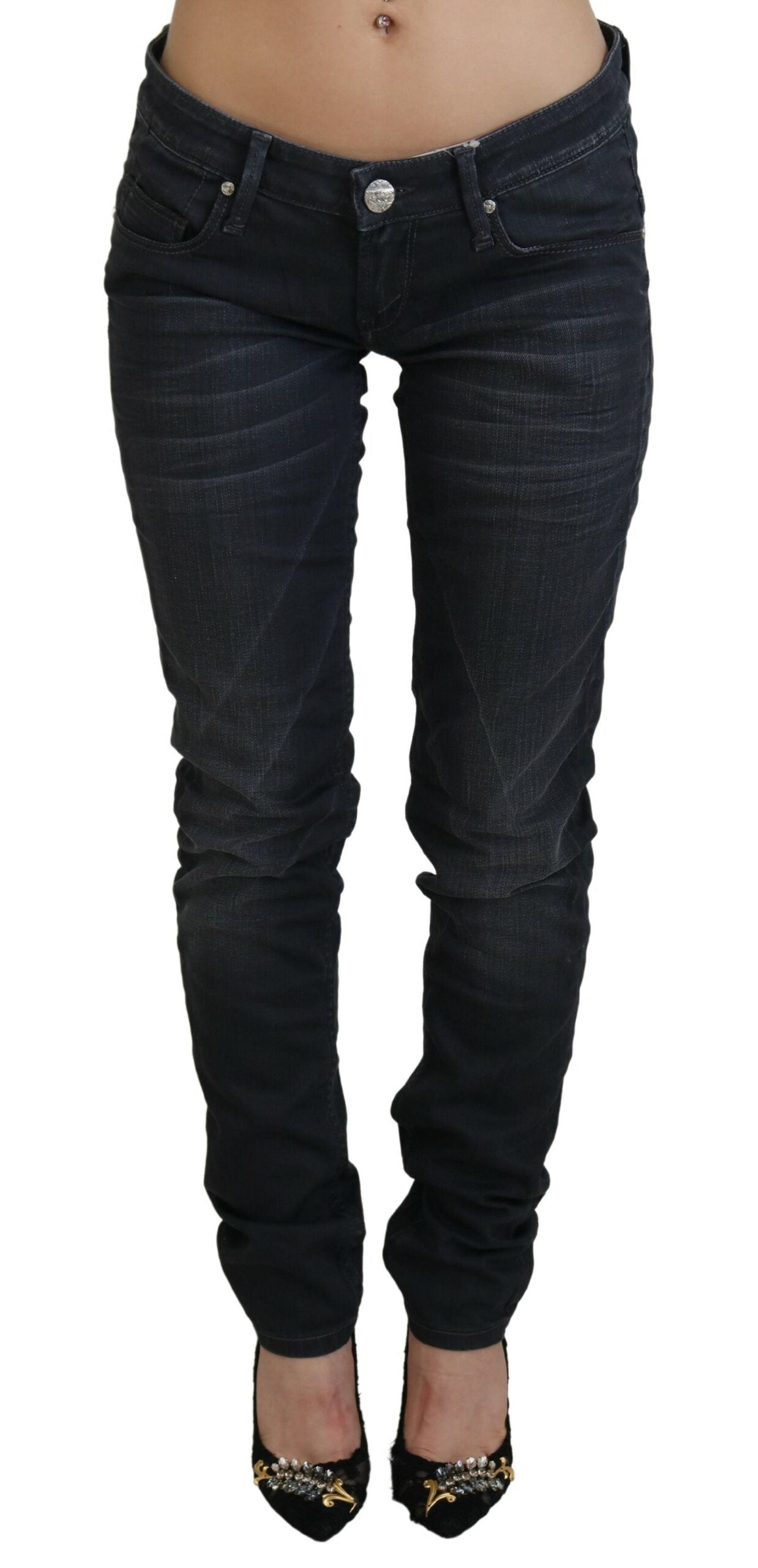 Strakke zwarte gewassen slim fit denim