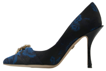 Elegante blauwe met kristallen versierde pumps