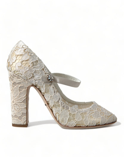 Chic Lace Block Heels Sandals in Cream White