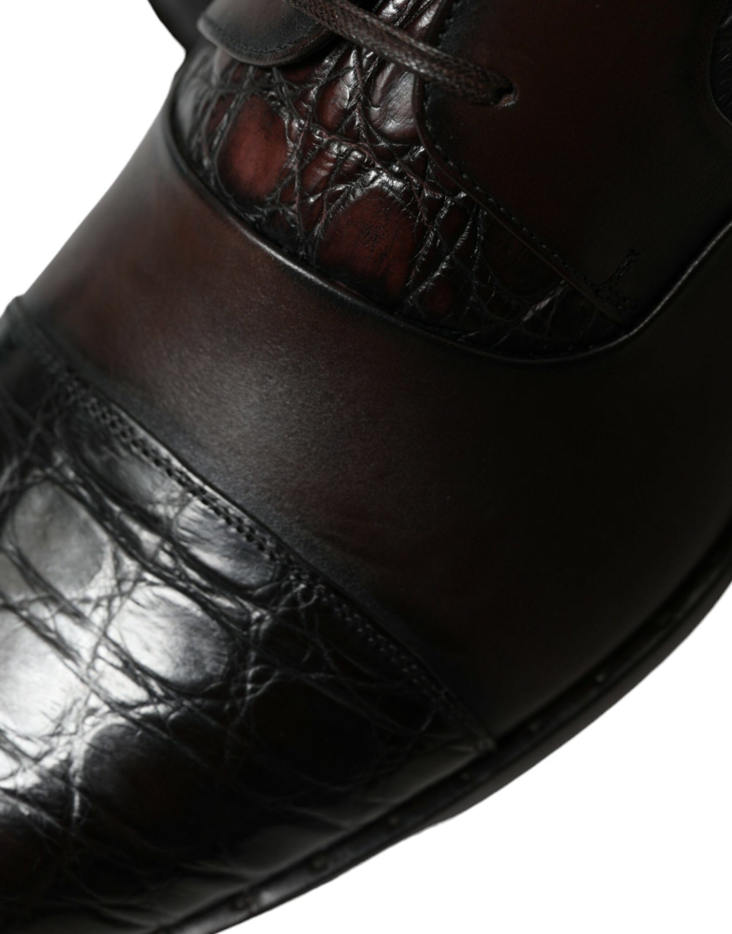 Elegante bruine formele derby-jurkschoenen