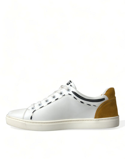 Strakke witte lage leren sneakers