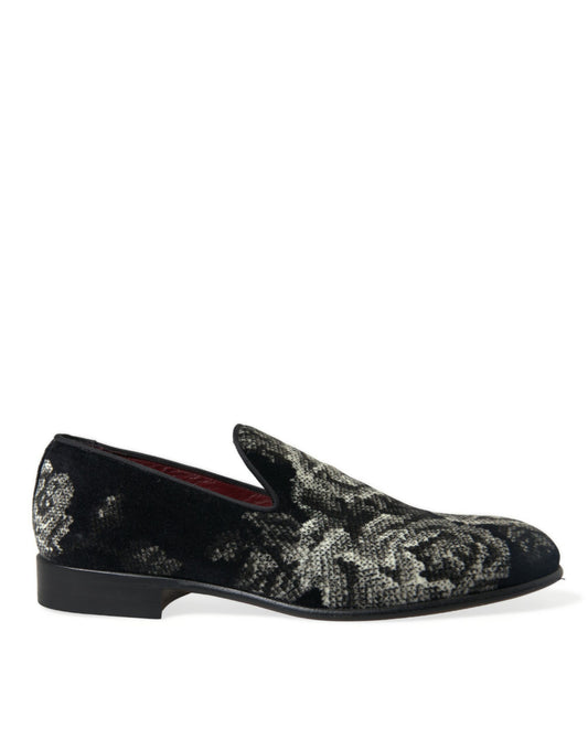 Elegante fluwelen loafers met bloemenmotief