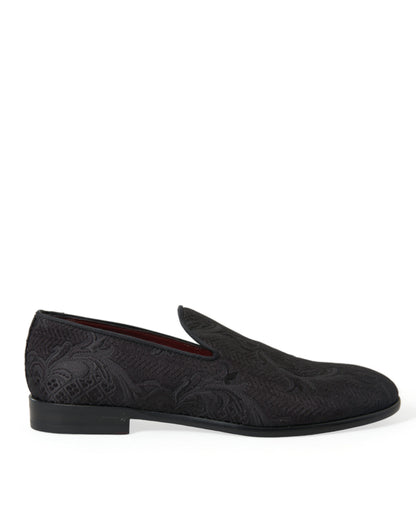 Elegante zwarte brokaat jurk loafers