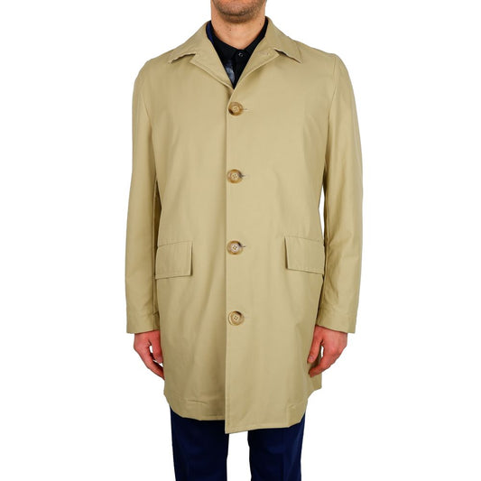 Klassieke beige trenchcoat - tijdloze elegantie