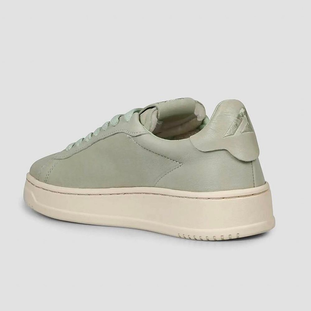 Groene leren sneaker