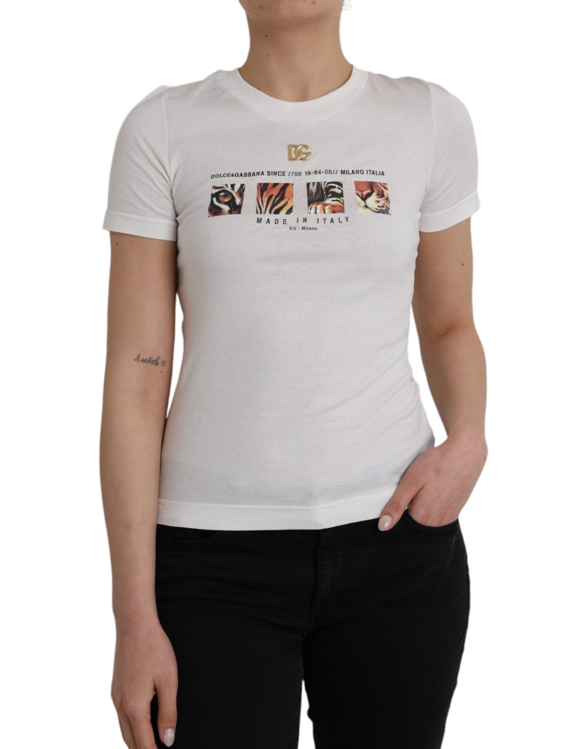 Wit katoenen T-shirt met korte mouwen en ronde hals