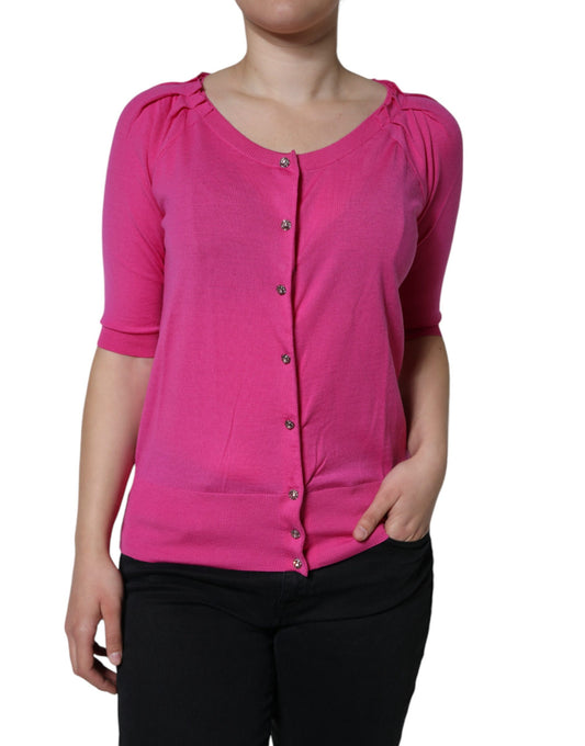 Roze wollen blouse met korte mouwen en knoopjes